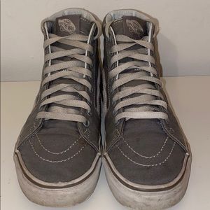 Grey and White high top vans US SIZE:8 1/2
